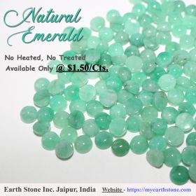 Natural Emerald Gemstones in Cabochons