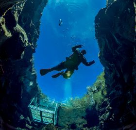 Diving Island