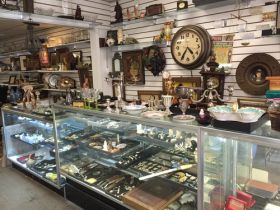 Antiques & Collectibles Buyers, LLC