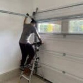 Garage Door Experts in Newton