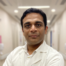 Dr Mayank Madan - Laparoscopic Surgeon