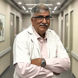 Dr Rakesh Chopra - Oncologist