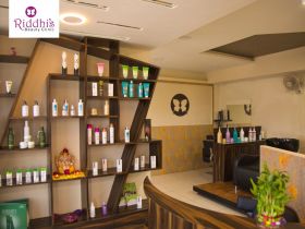 Riddhis Beauty Clinic