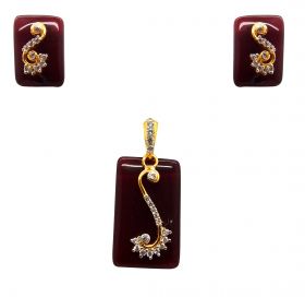 Maroon Stone 18k Pendant Stone