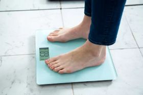 Simple and Fashionable bathroom scale