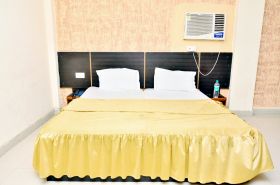 Hotel Saket Regency