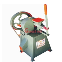 Turmeric grinding machinery Suppliers maavumill.in