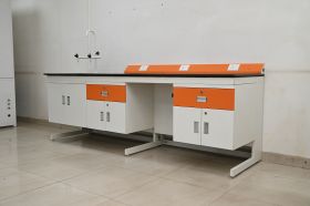 C-Frame Lab Workbenches or Tables