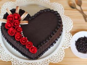 1 Kg Heartshape Chocoalte Cake