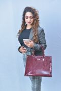 Exquisite Cherry Croco Handbag for Women