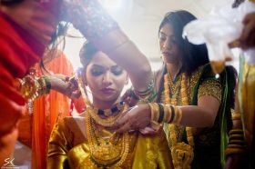 Candid wedding photographers in Mumbai