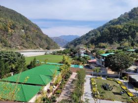 resorts near ramnagar jim corbett