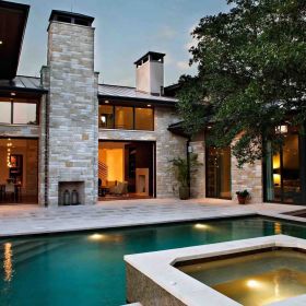  REMODELING & RENOVATING AUSTIN HOMES