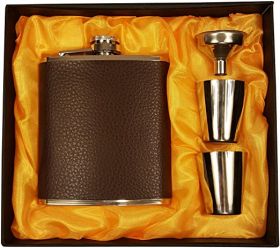 Engraved Leather Flask Set | MK E-Gift Shop