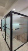 glass partitions 