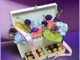 Flower Bouquet with Chocolate