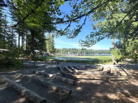 Lake Retreat Christian Retreat Center