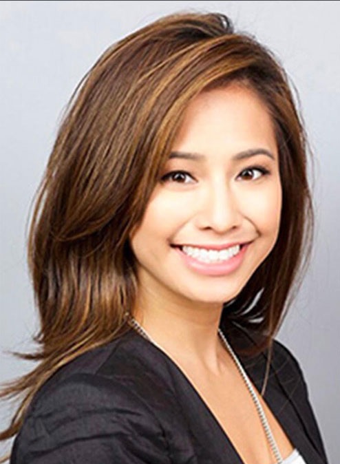 The Benefits of Seeing a Dentist Near Me That Offers Dental Implants