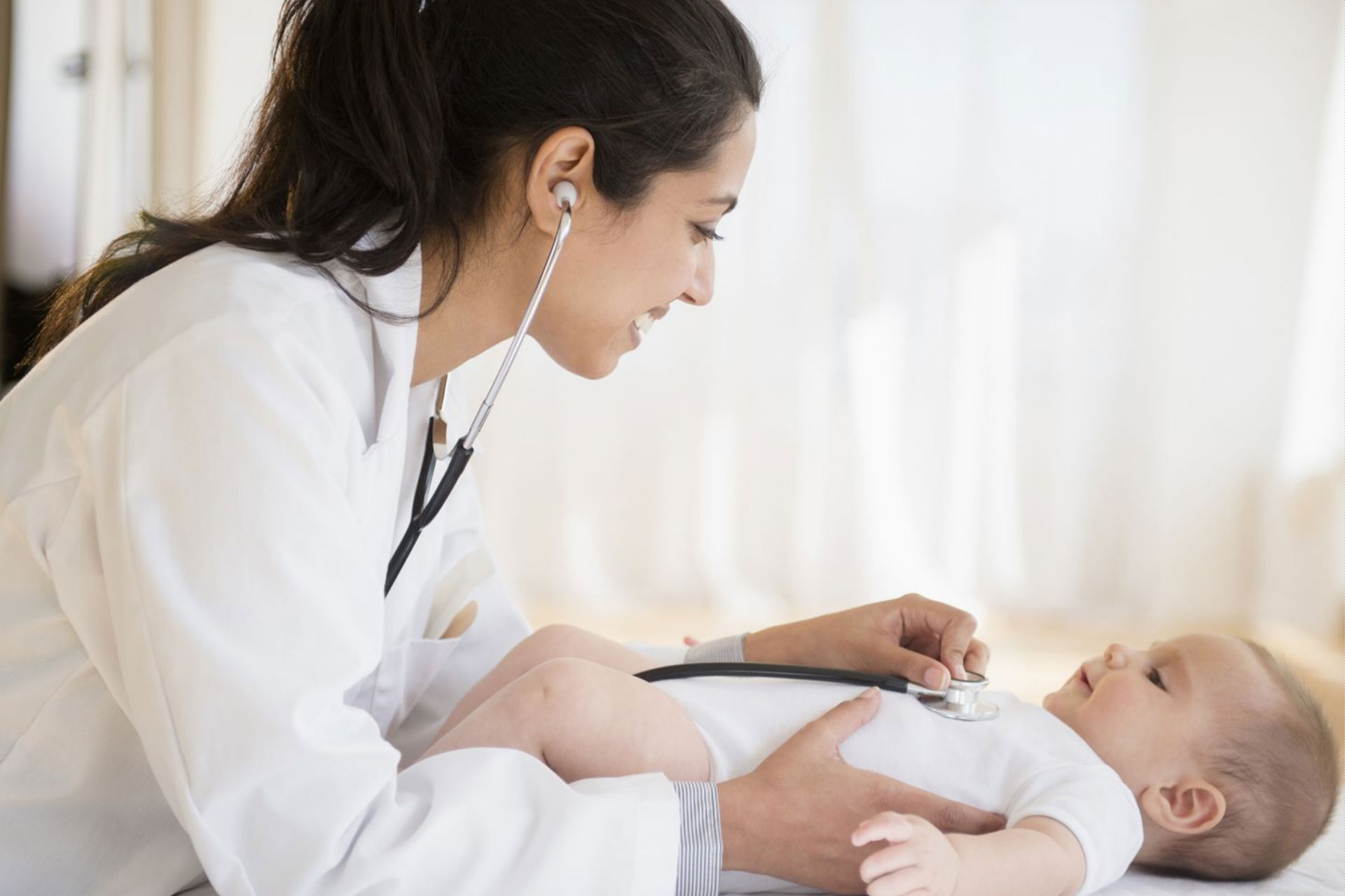 Get in touch with the best child care center in South Delhi !!