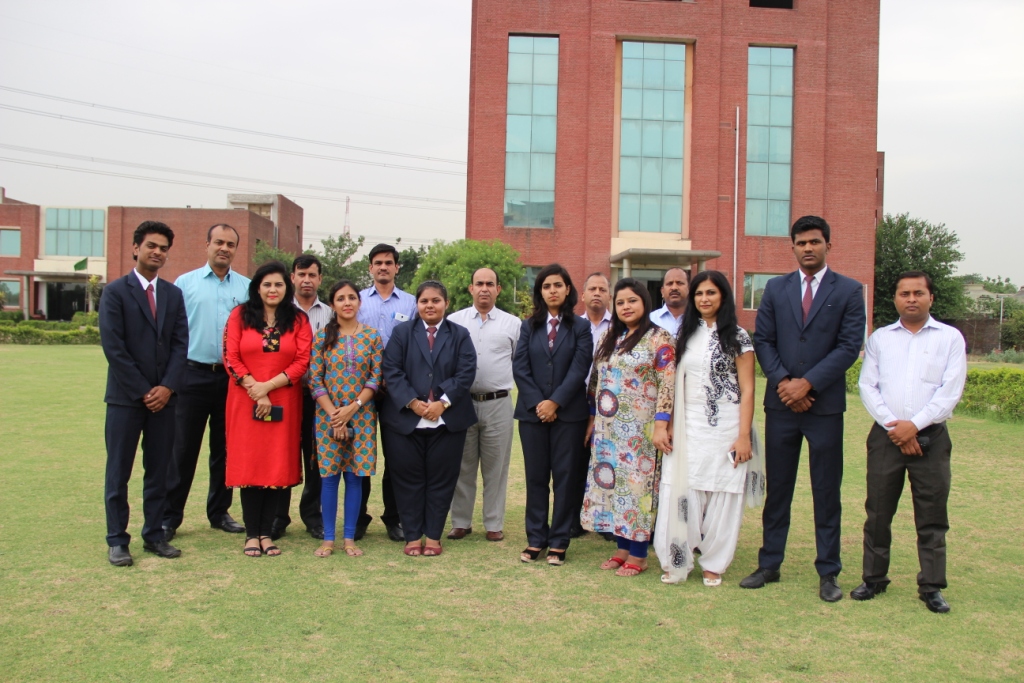Top MBA Colleges in Noida – Fees, Placement, Admission Procedure