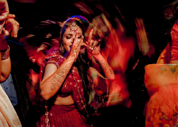 Get the best Candid photographer in Lucknow for your Wedding