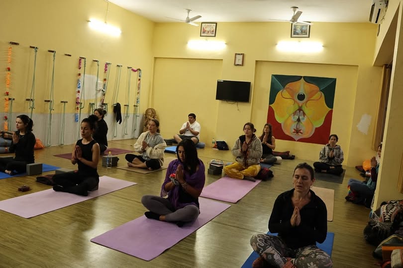 Begin your journey with Yoga Teacher Training in Rishikesh India | Sri Yoga Ashram