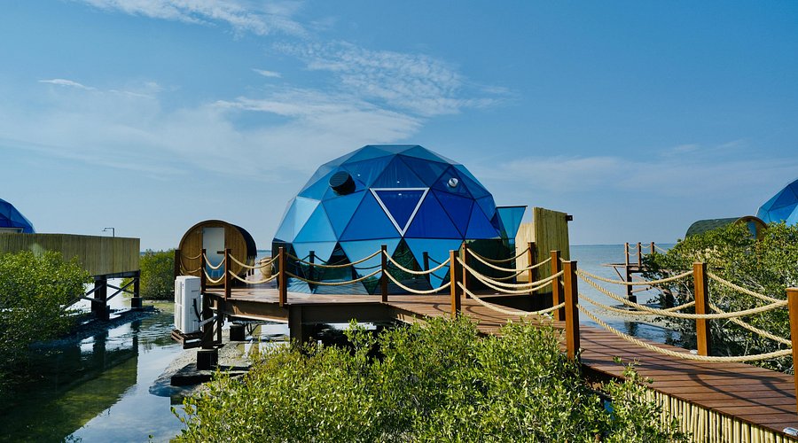 Best Resorts for Honeymoons Dubai | Beach Resort in Dubai