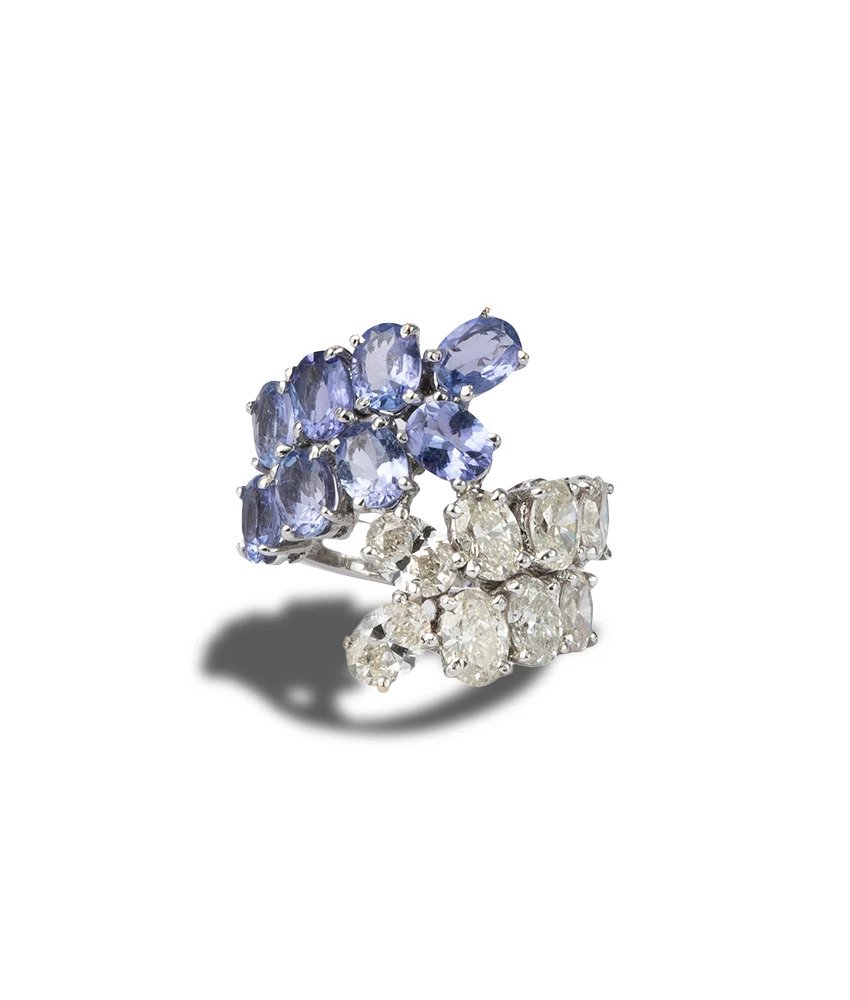Buy Diamond Rings Online For Women in India at best Prices