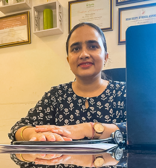 Best Piles Doctor in Noida