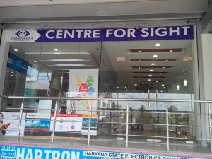 Best Doctor for Cataract Eye Surgery in Gurgaon, India