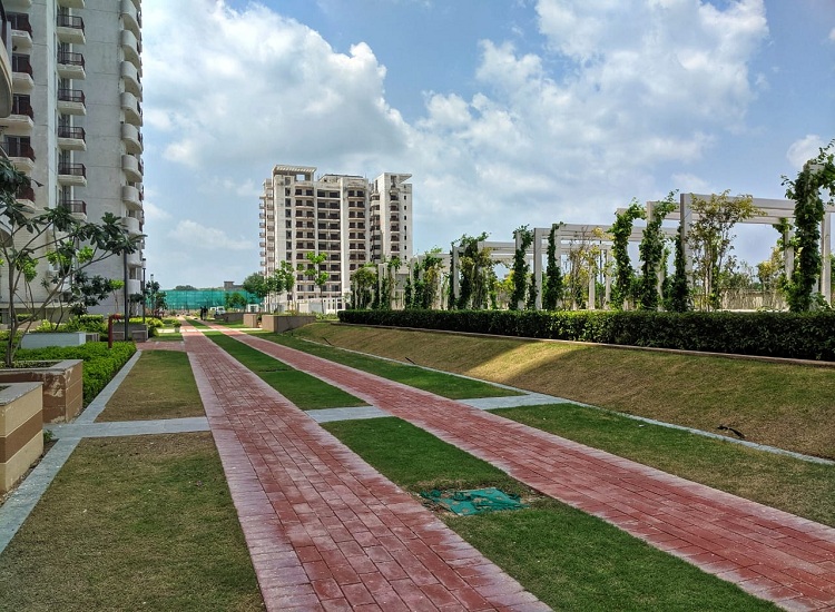 Eldeco Accolade 4BHK Ready To Move Apartment on Sohna Road- Gurgaon
