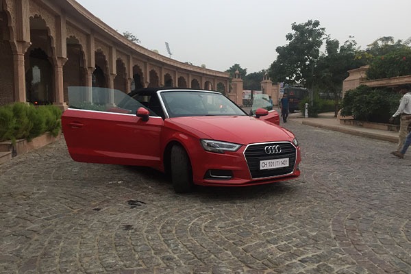 Luxury Car Hire in Jaipur for All Occasions
