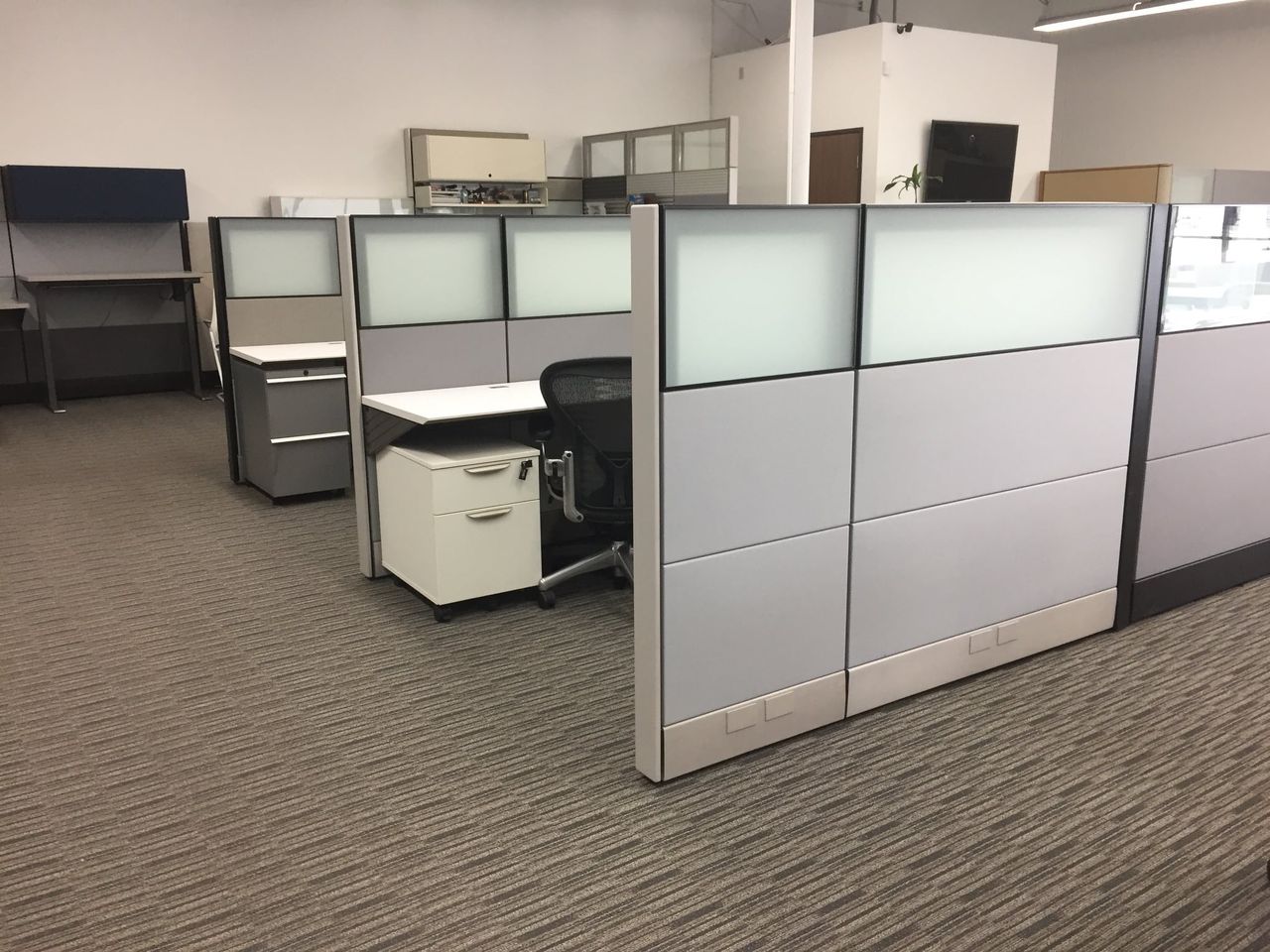 Consider While Shopping For Used Office Cubicles