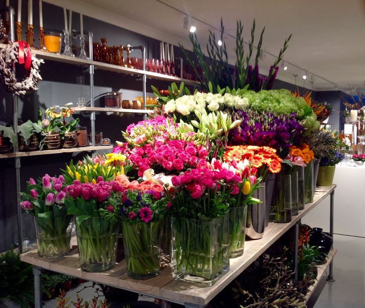 Contactless & Convenient Flowers Mississauga Delivery – Euro Flowers