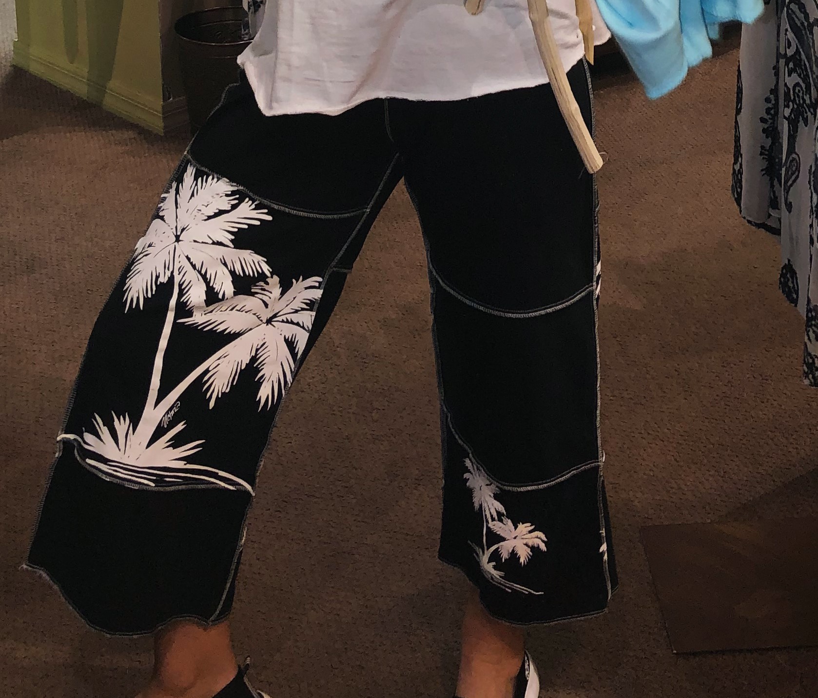 Buy Pocket-Friendly Beach Capris From Victoria Online Store