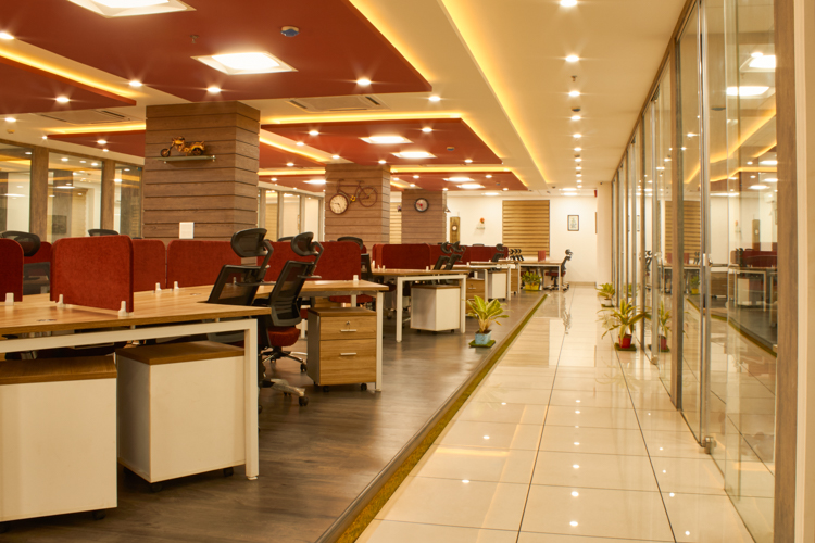 Coworking Space in Noida – Affordable & Fully Equipped | WorkWings