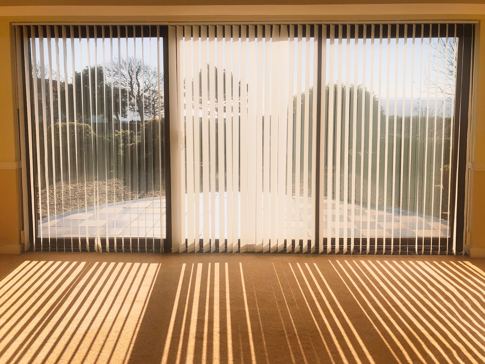 Find Best Vertical Blinds Manufacturer for superior quality