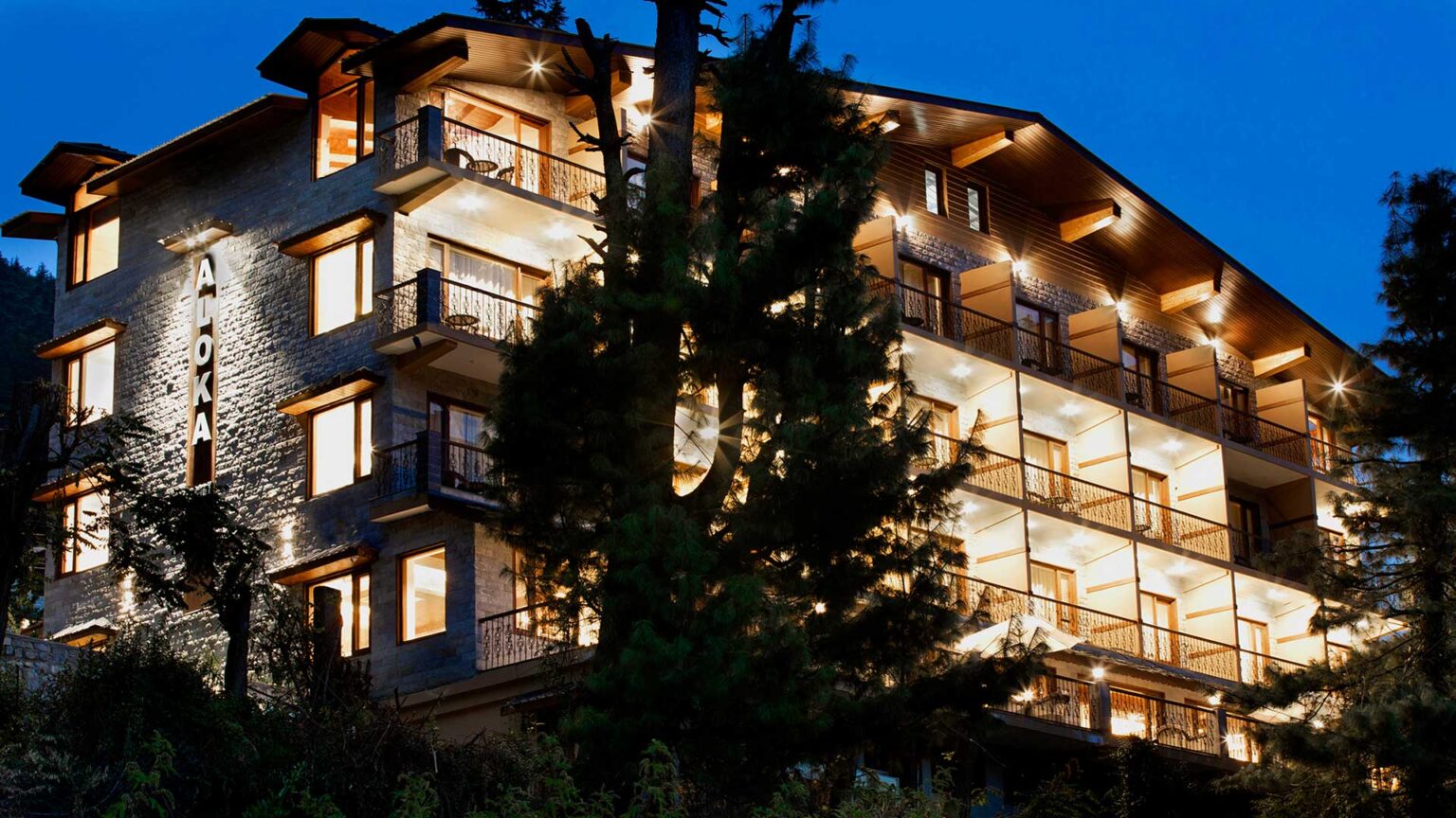 Luxury Resort in Kullu Manali