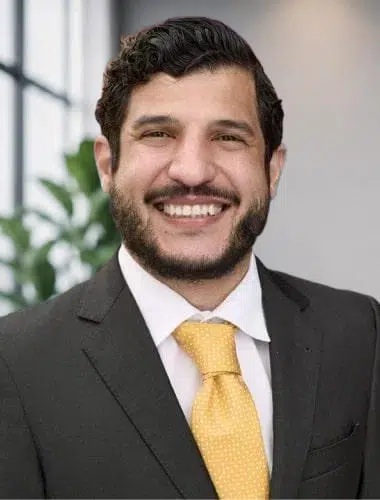 Eddie Flores Attorney At Lincoln-Goldfinch Law Abogados De Inmigración In Cypress TX