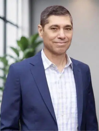 Eduardo Flores Of Counsel Attorney At Lincoln-Goldfinch Law Abogados De Inmigración In Cypress TX