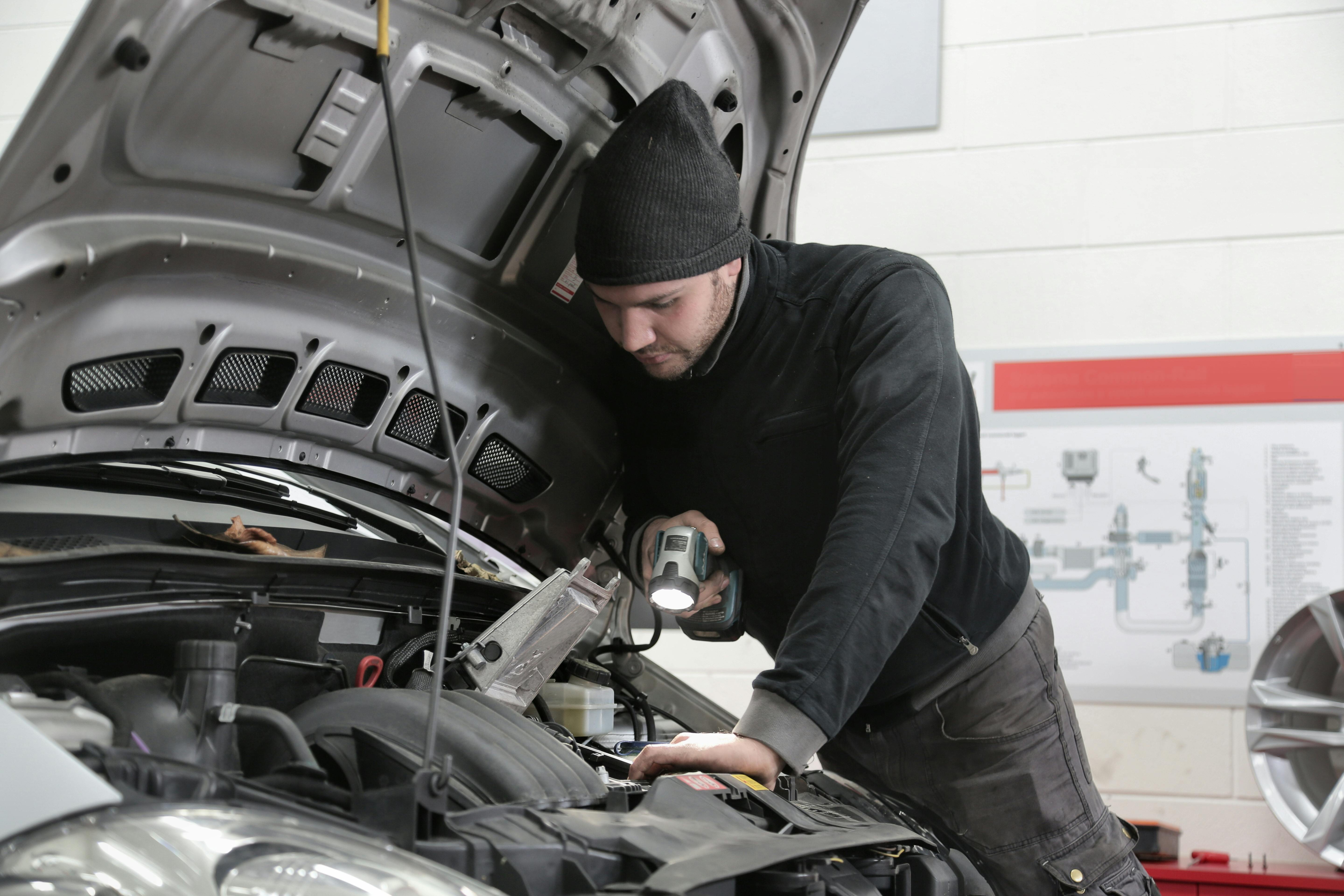 Need an MOT or Repair FAST? | Highpoint Motors Oldbury (B68)