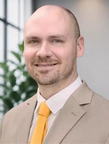 Ernie Figueroa Attorney At Lincoln-Goldfinch Law Abogados De Inmigración In Cypress TX