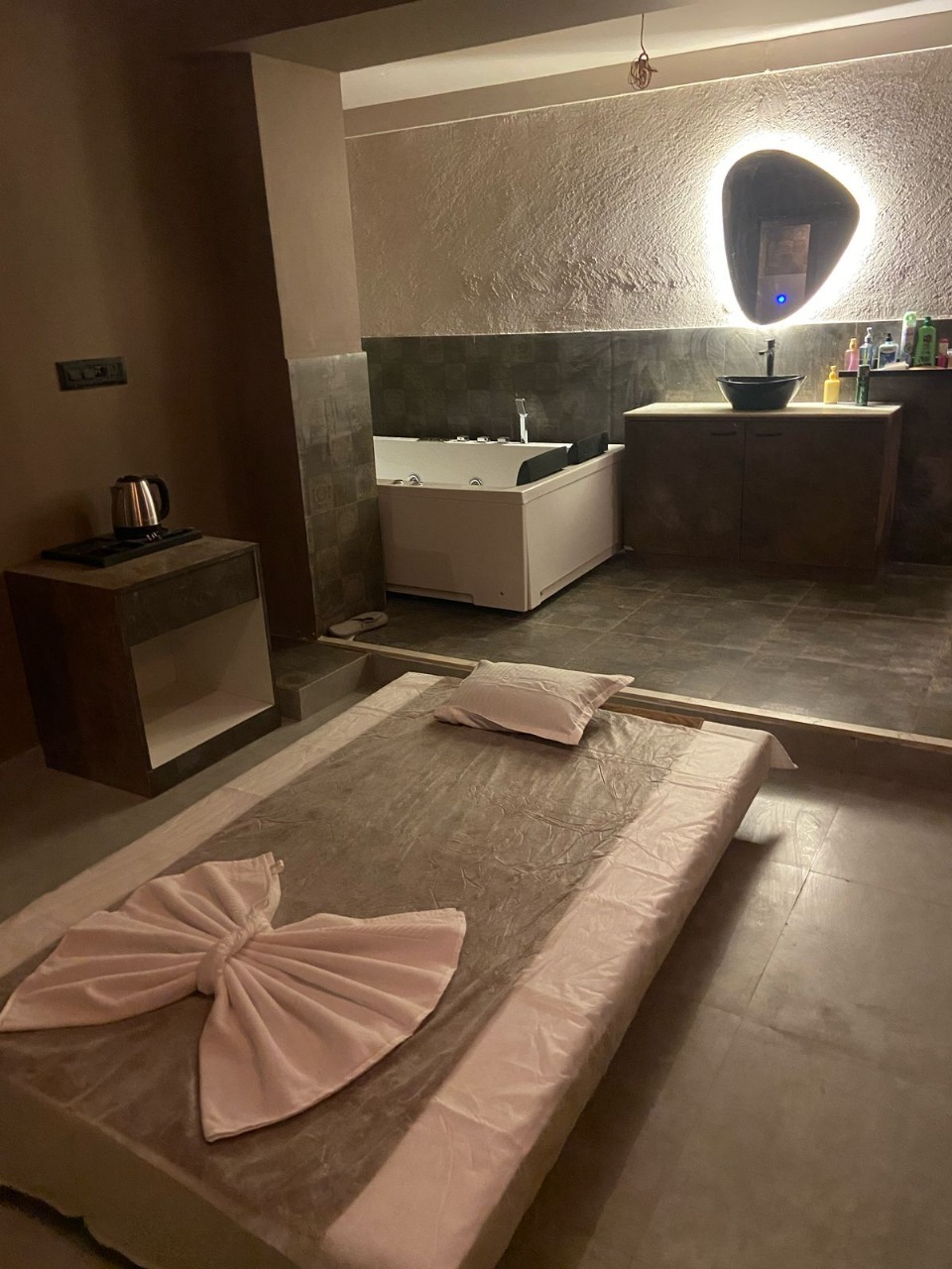 Spa Amore (Spa In Thane)