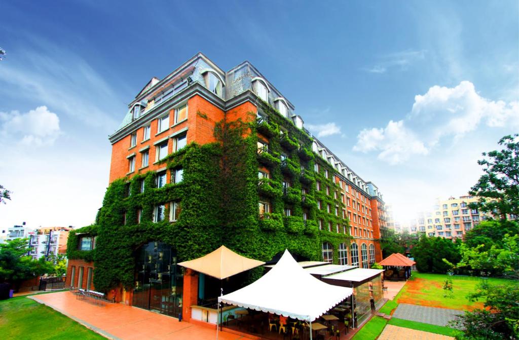 Hotel Royal Orchid, Bengaluru