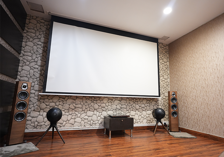 Dizitouch - Home Theater in Lucknow | Sound Systems In Lucknow | Projectors in Lucknow | Luxury Home Theater in Lucknow